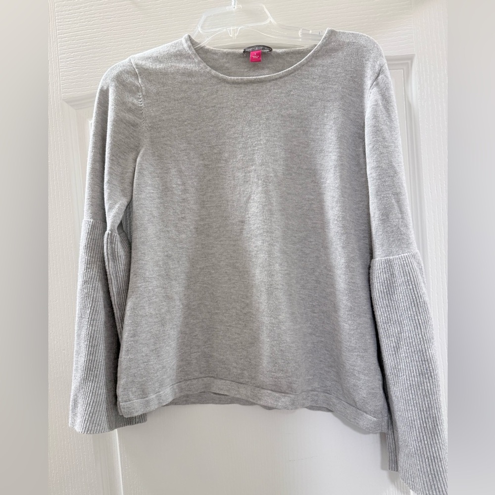 Vince Camuto Light Gray Long Sleeve Sweater